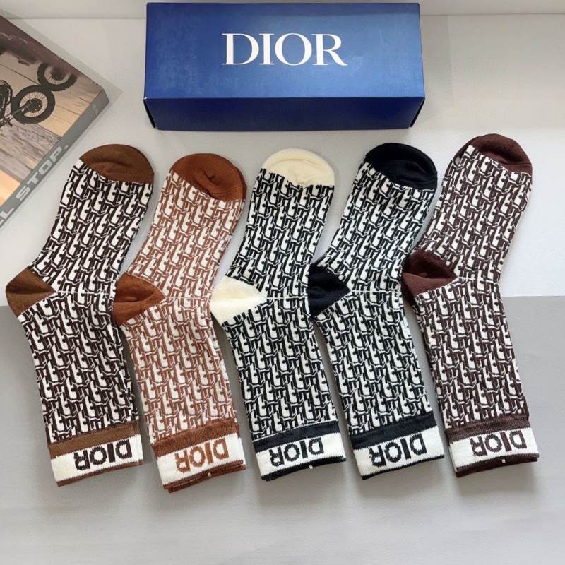 DIOR